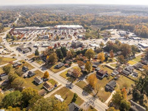 806 South B Street Easley SC 29640