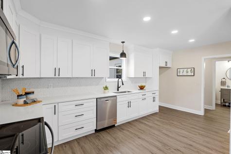 11 Willow Springs Drive Greenville SC 29607