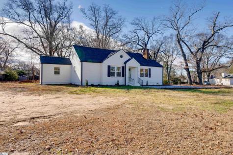 11 Willow Springs Drive Greenville SC 29607