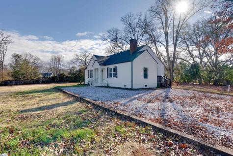 11 Willow Springs Drive Greenville SC 29607