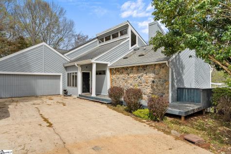 1493 Iroquois Drive Seneca SC 29672