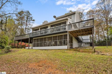 1493 Iroquois Drive Seneca SC 29672