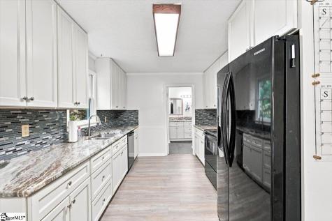 301 Mountain View Court Greenville SC 29611