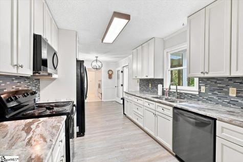 301 Mountain View Court Greenville SC 29611