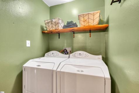 432 Maplewood Circle Greer SC 29651