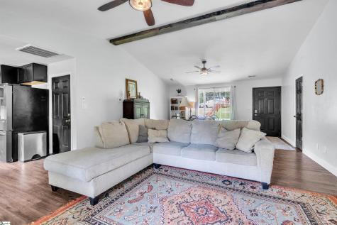432 Maplewood Circle Greer SC 29651
