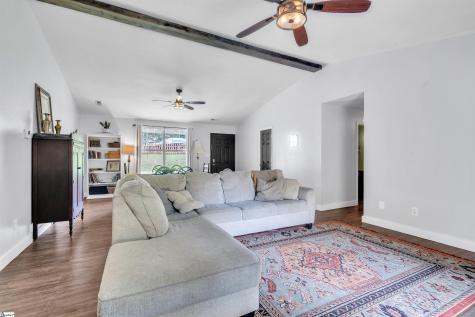 432 Maplewood Circle Greer SC 29651