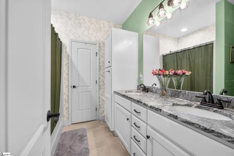 122 W Baker Street Pickens SC 29671