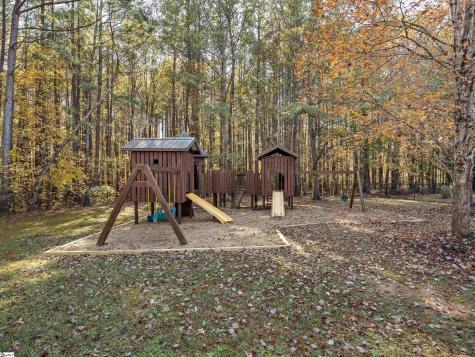 580 Canewood Lane Campobello SC 29322