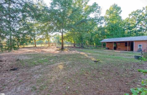 700 N Trade (B) Avenue Landrum SC 29536