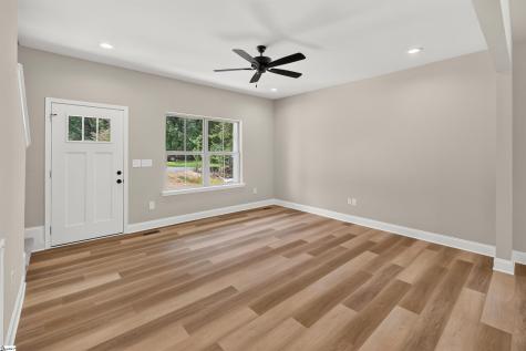 136 S Church Street Duncan SC 29334
