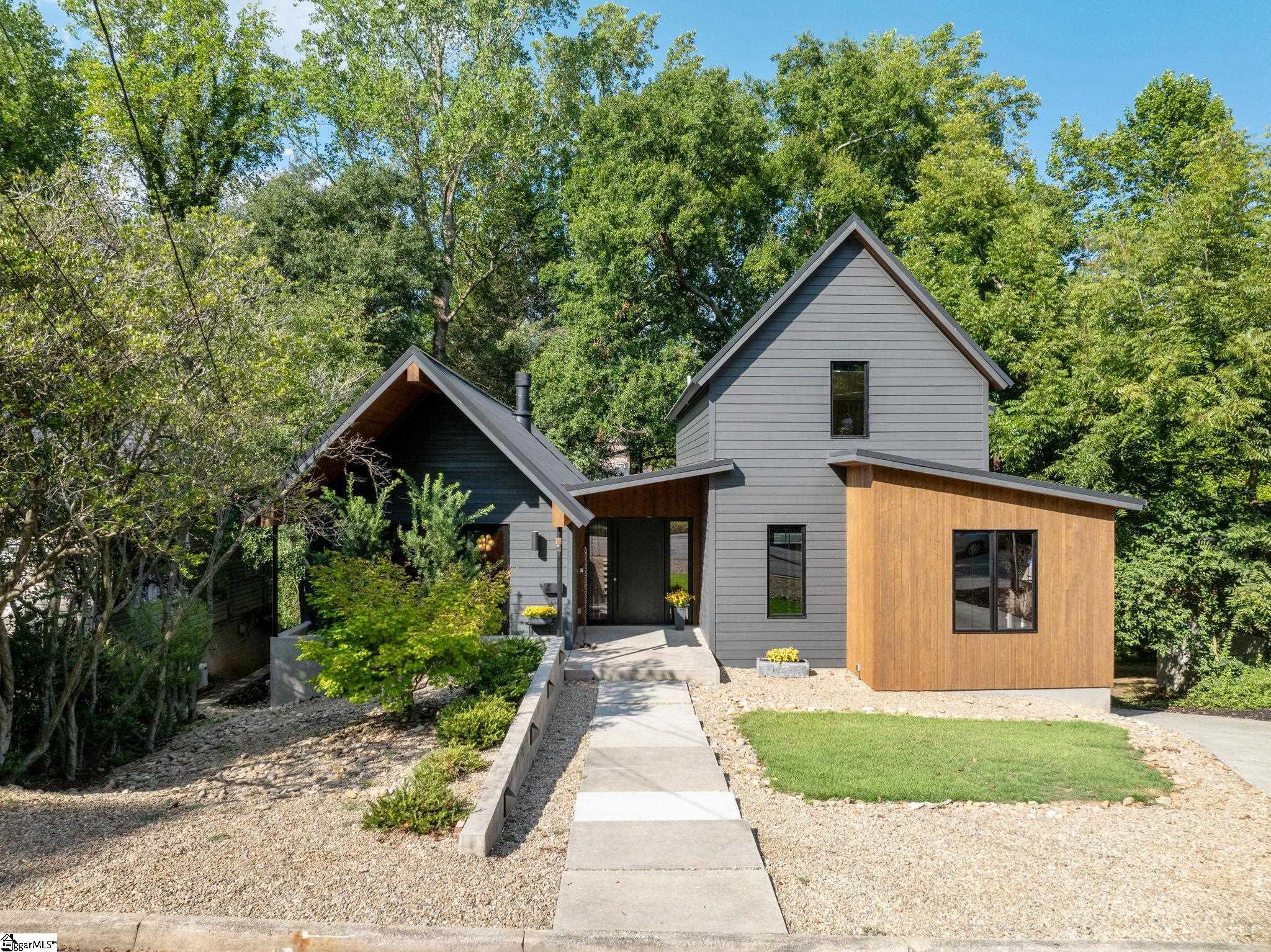 14 Russell Avenue Greenville SC 29609