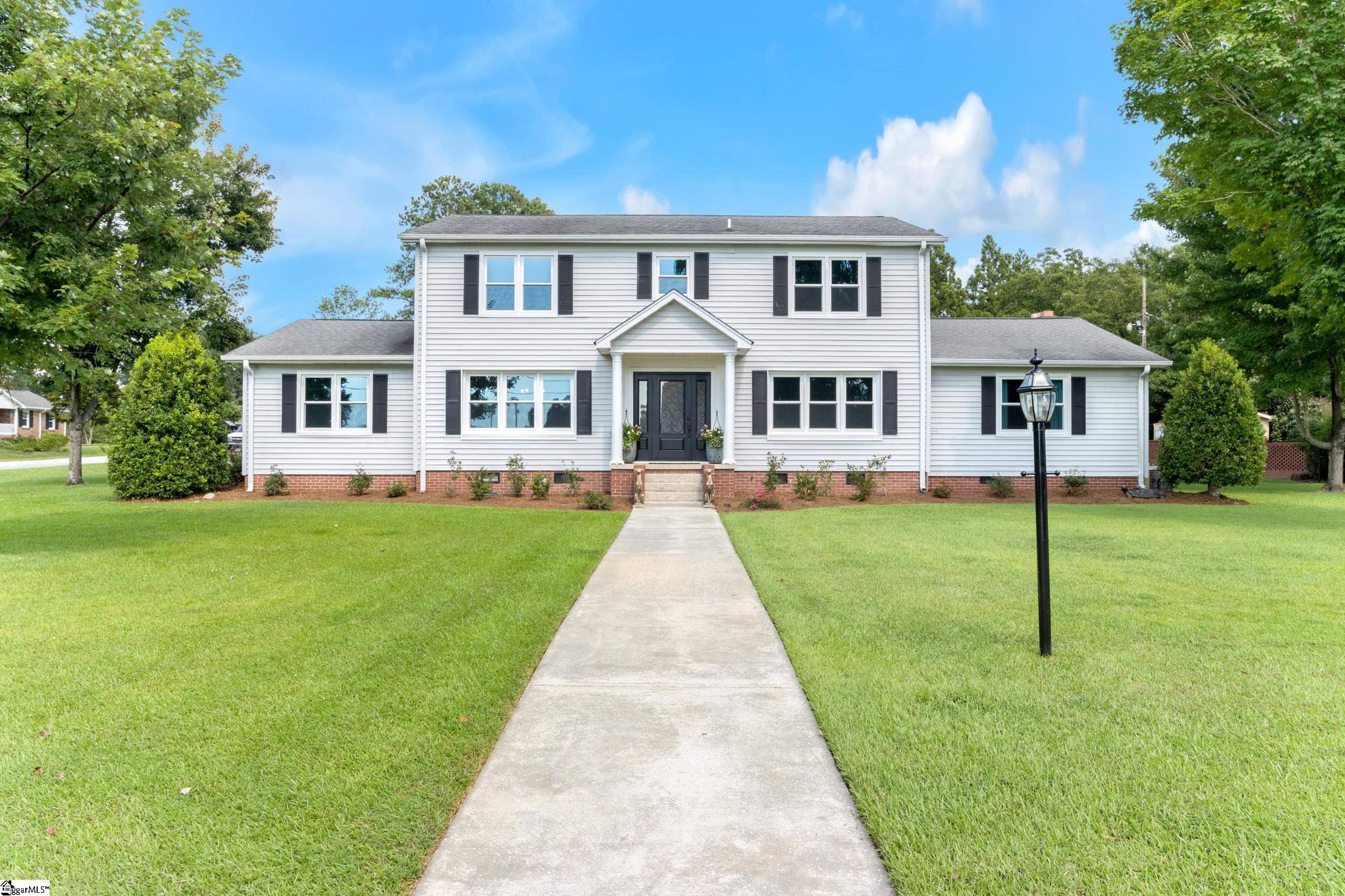 701 Chestnut Street Clinton SC 29325