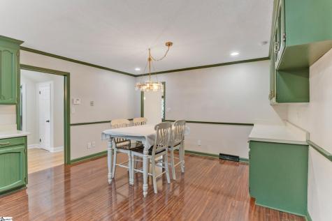 701 Chestnut Street Clinton SC 29325