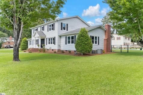 701 Chestnut Street Clinton SC 29325