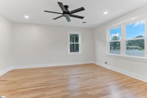 701 Chestnut Street Clinton SC 29325