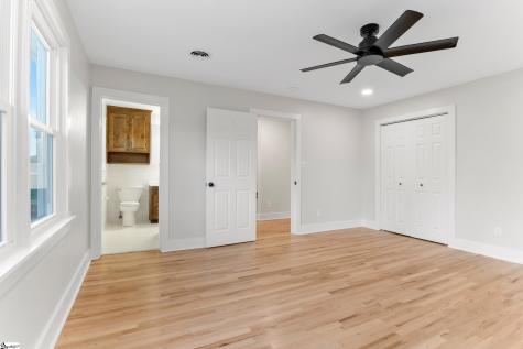 701 Chestnut Street Clinton SC 29325