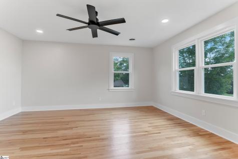 701 Chestnut Street Clinton SC 29325