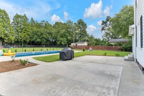 701 Chestnut Street Clinton SC 29325