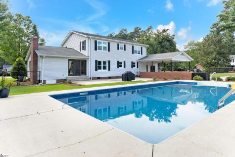 701 Chestnut Street Clinton SC 29325