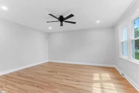 701 Chestnut Street Clinton SC 29325