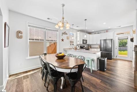 323 Barnhill Court Greenville SC 29617