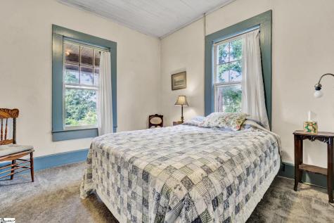 1189 49 Highway Laurens SC 29360