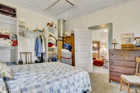 1189 49 Highway Laurens SC 29360