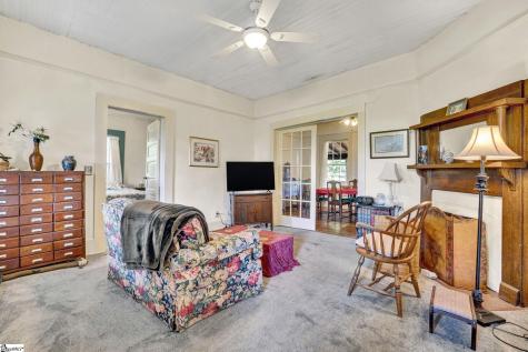 1189 49 Highway Laurens SC 29360