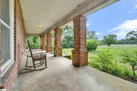 1189 49 Highway Laurens SC 29360