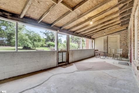 1189 49 Highway Laurens SC 29360
