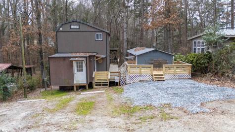 370 N Port Bass Drive Fair Play SC 29643