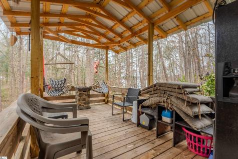 370 N Port Bass Drive Fair Play SC 29643