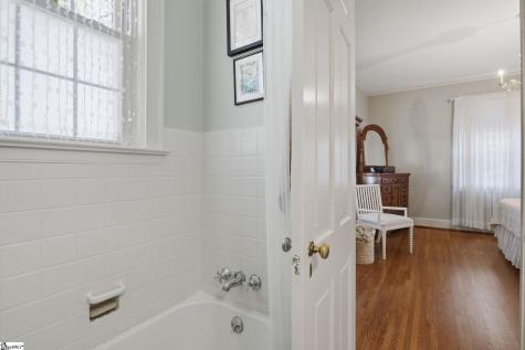 2421 Augusta Street Greenville SC 29605