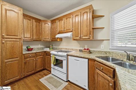 108 Commons Drive Easley SC 29642