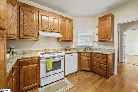 108 Commons Drive Easley SC 29642