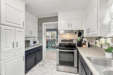 9 El Paso Drive Greenville SC 29617