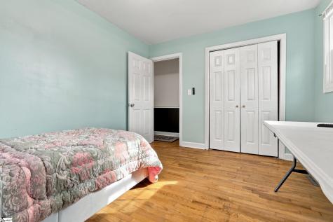 9 El Paso Drive Greenville SC 29617