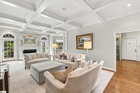 28 Lawson Way Greenville SC 29605