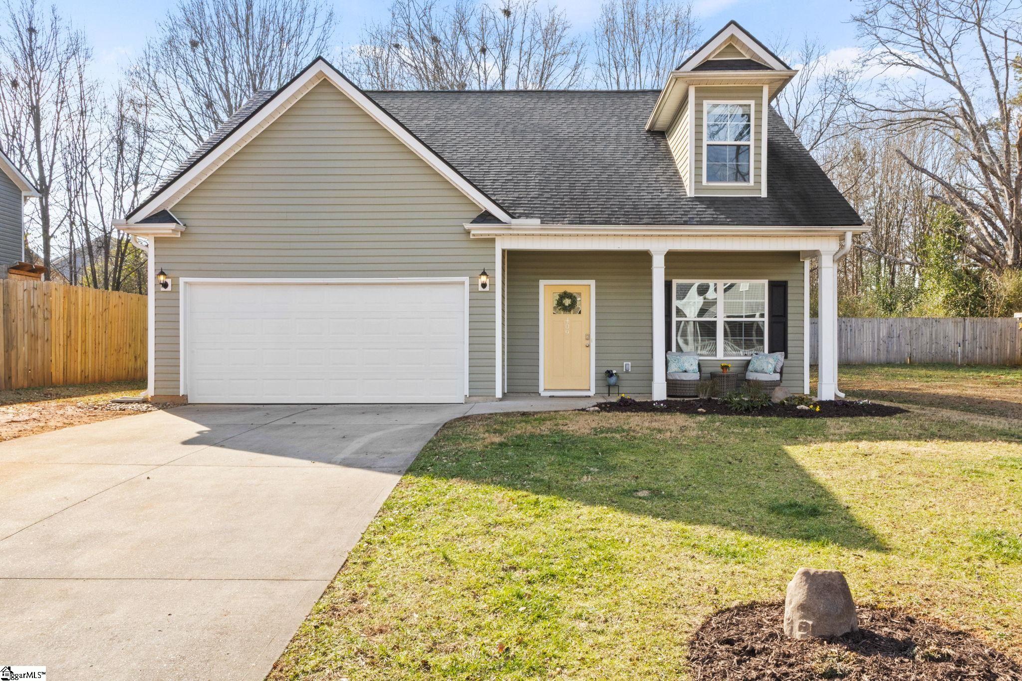 409 Grant Street Easley SC 29640