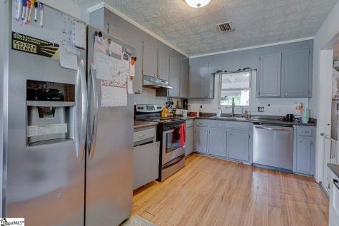 5 Riverwood Court Greenville SC 29617
