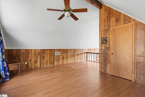 694 Holloway Cove Road Chappells SC 29037