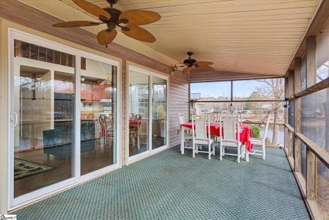 694 Holloway Cove Road Chappells SC 29037