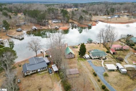 694 Holloway Cove Road Chappells SC 29037