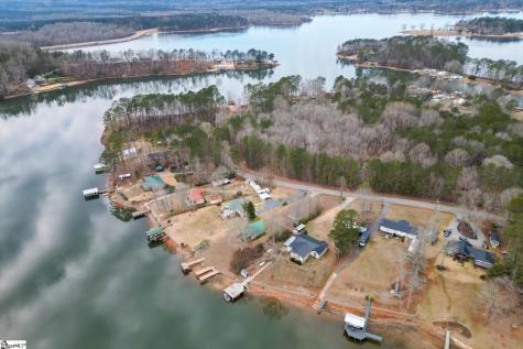 694 Holloway Cove Road Chappells SC 29037