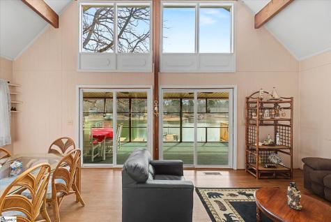 694 Holloway Cove Road Chappells SC 29037