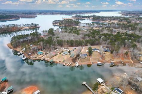 694 Holloway Cove Road Chappells SC 29037