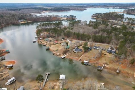 694 Holloway Cove Road Chappells SC 29037