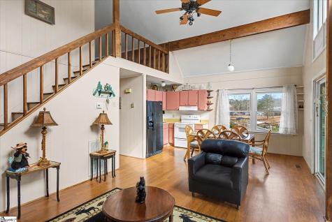 694 Holloway Cove Road Chappells SC 29037