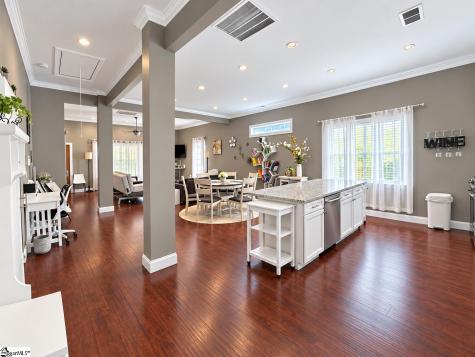 305 Pinckney Street Greenville SC 29601